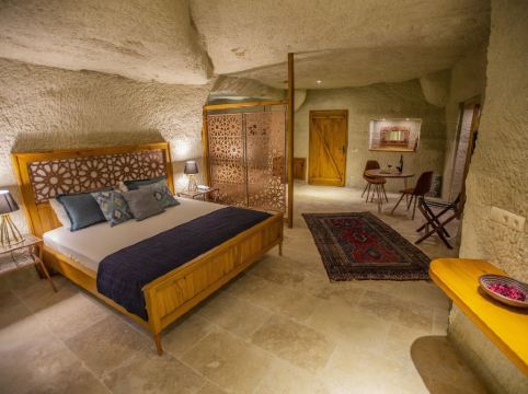 Azure Cave Suites - Cappadocia Room Type - Royal Cave Suite with Turkish Bath