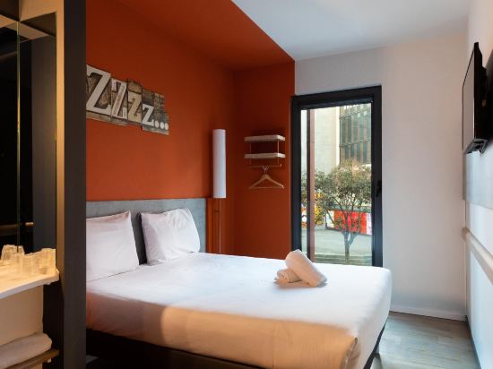ibis budget Madrid Centro Lavapies Room Type - Standard  room with 2 Single Bed