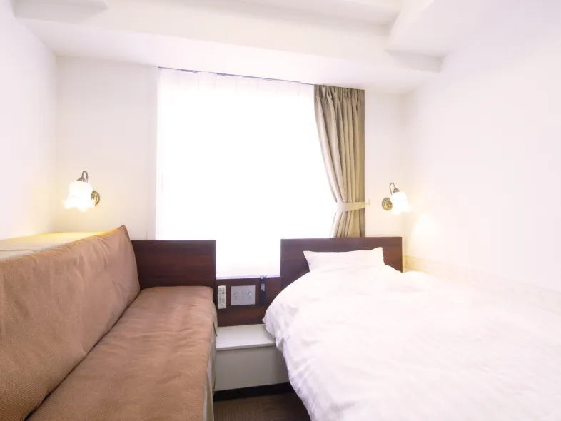 Hotel Shimbashi Sambankan