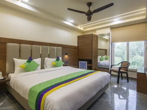 Treebo Royal Comfort