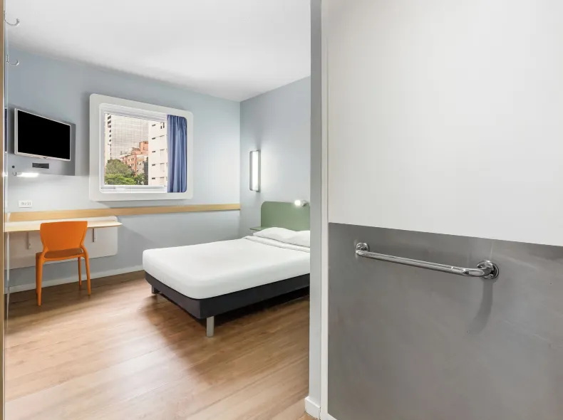 Ibis Budget Sp Frei Caneca