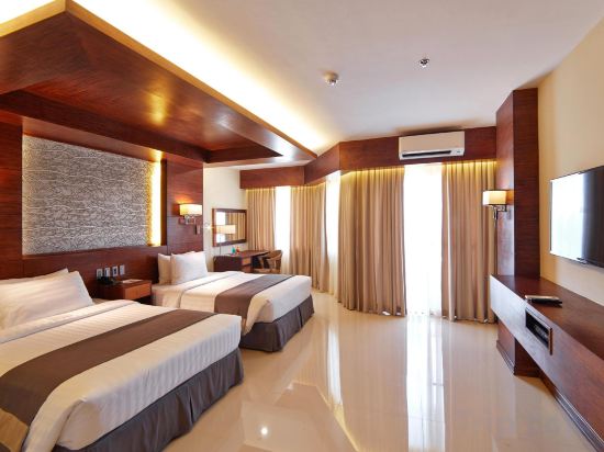 Cebu White Sands Resort and Spa Room Type - Premier Room