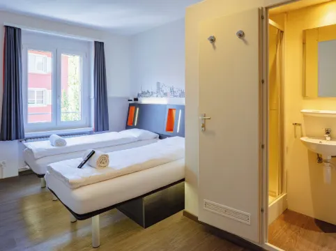 EasyHotel Zürich Limmatplatz