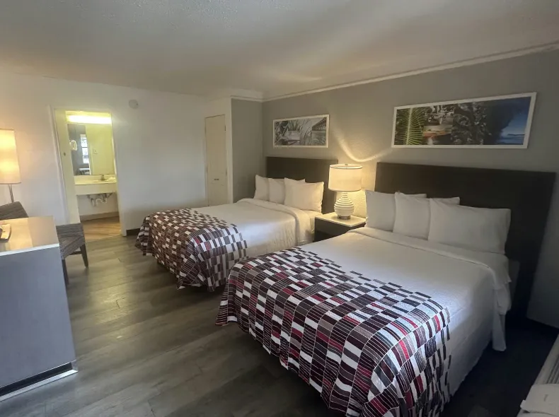 Red Roof Inn San Antonio - South Park