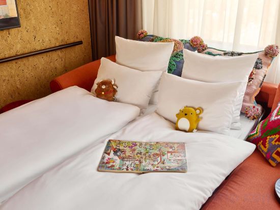 Mama Shelter Prague Room Type - XXL Mama Room Mama Shelter Prague Room Type - XXL Mama Room