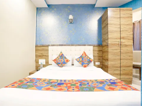 FabExpress Sarah Gold