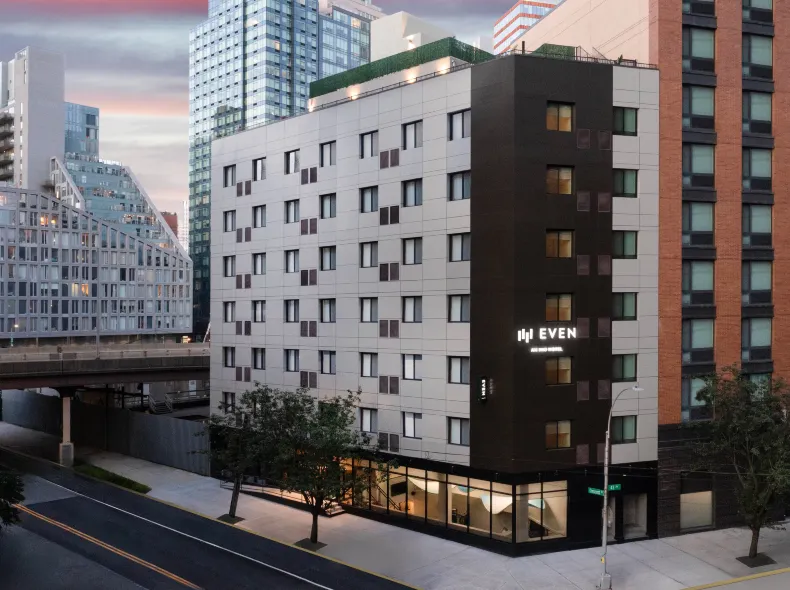 Even Hotel Long Island City - New York by IHG