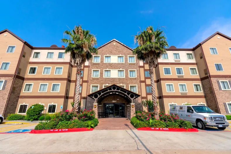 Staybridge Suites Houston IAH - Beltway 8
