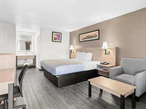 Quality Inn & Suites