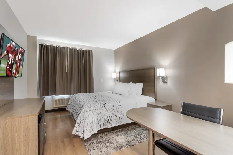 Red Roof PLUS+ Jamaica, NY - JFK Airport