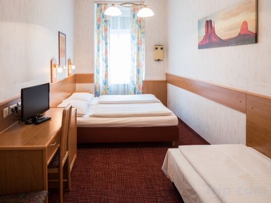 Hotel Admiral Room Type - Double Room
