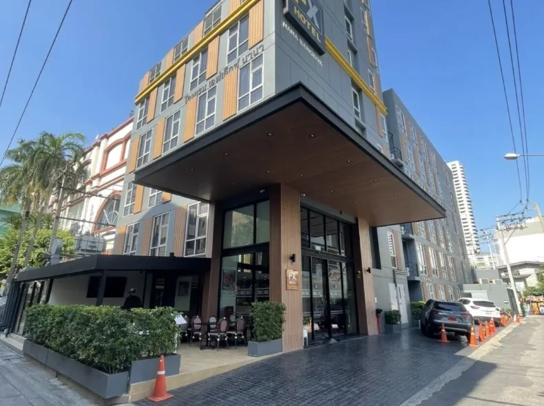 FX納娜酒店