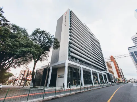 Hotel Intercity Curitiba - Centro Cívico