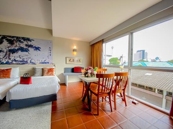 Sino House Phuket Hotel Room Type - Triple Room