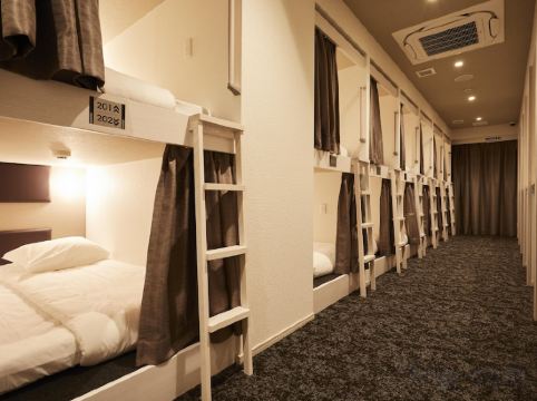 Hotel The Rock Room Type - Bed In Cabin Room For Feman Only