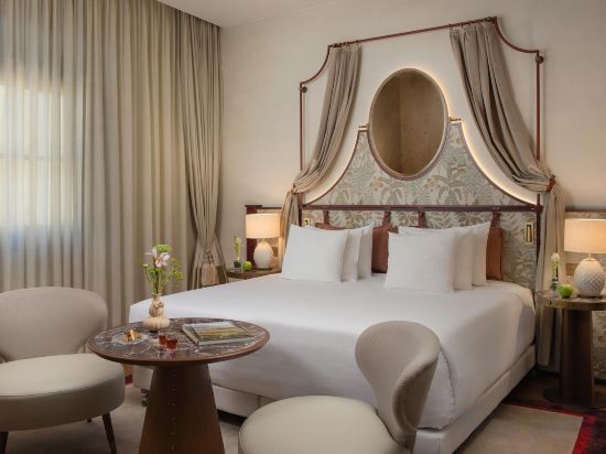 Porta Rossa Hotel Firenze, Colbert Collection - Tap to explore photos
