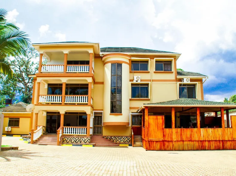 Alfa Hotel Munyonyo