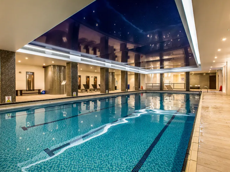 Holiday Inn LONDON - KENSINGTON HIGH ST. by IHG