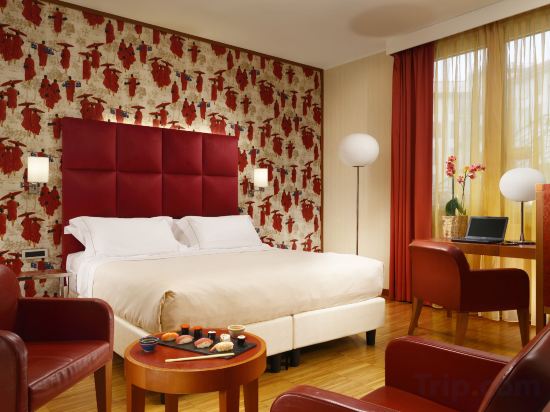 Enterprise Hotel Room Type - Executive Room
