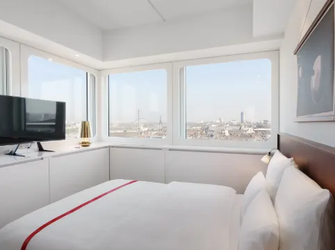 Ruby Luna Hotel Dusseldorf