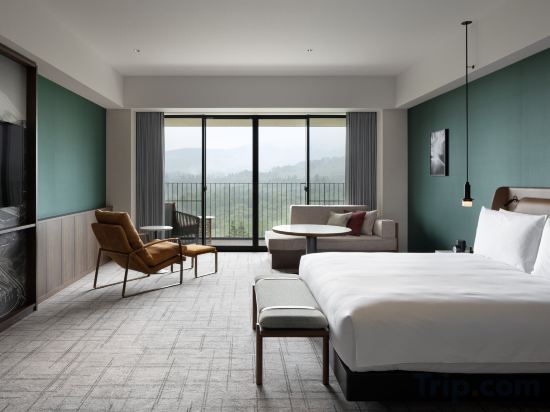 Fuji Speedway Hotel - The Unbound Collection by Hyatt Room Type - 1 KING BED, MOUNT FUJI VIEW, DELUXE