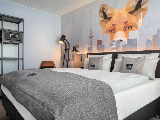 Holiday Inn - the niu, CHARLY FRANKFURT CITY by IHG Room Type - 1 Queen Standard Room