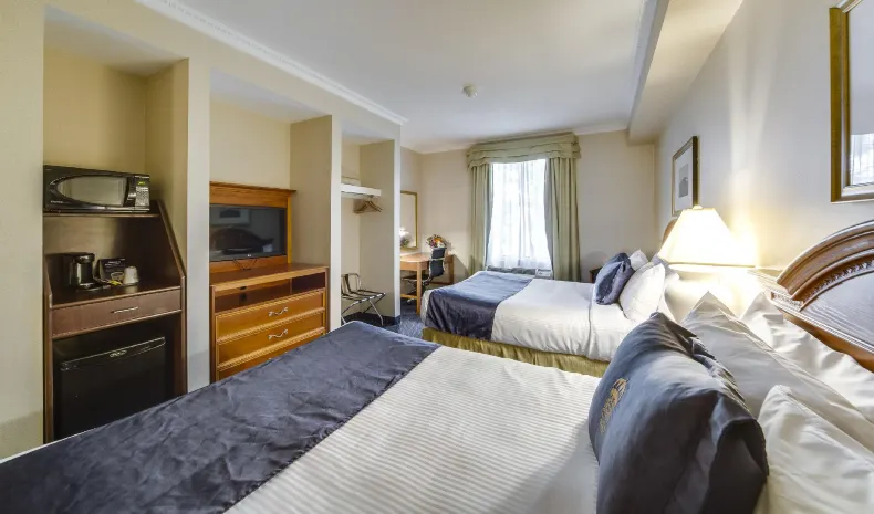 蒙特卡洛多倫多西套房飯店