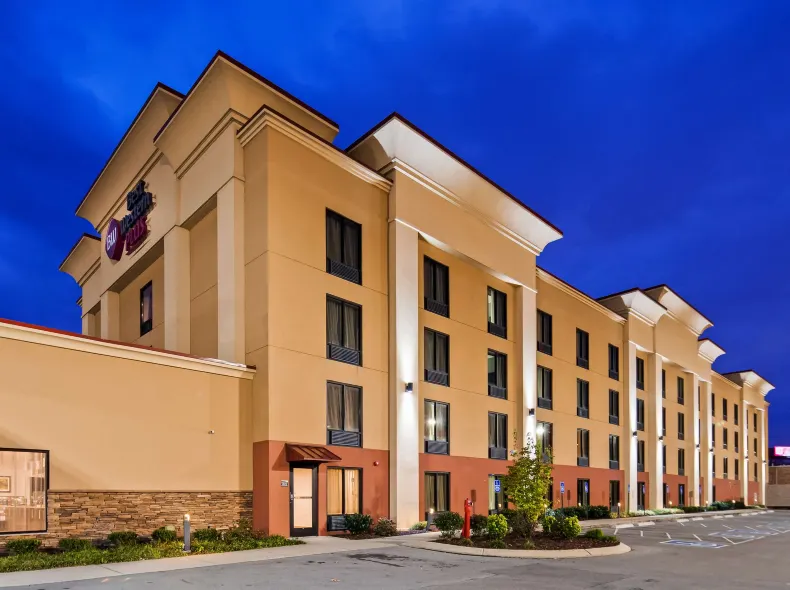 Best Western Plus Sunrise Inn