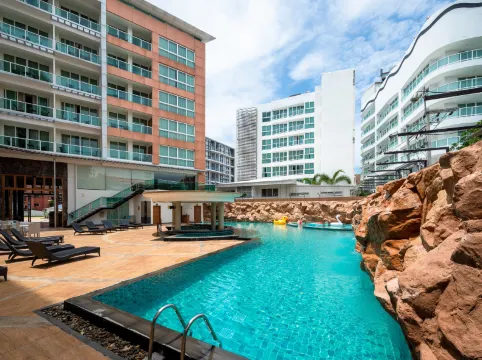 Centara Nova Hotel Pattaya