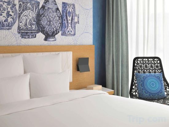 Muscat Gate Apartment Room Type - Superior King Room - Accessible