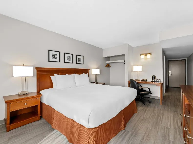 Travelodge Suites by Wyndham Regina / Eastgate Bay