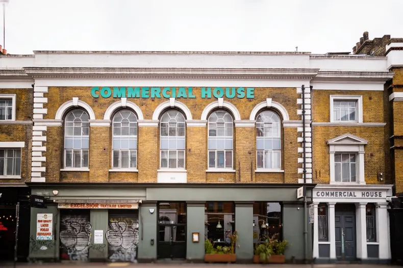 Bob W Commercial House