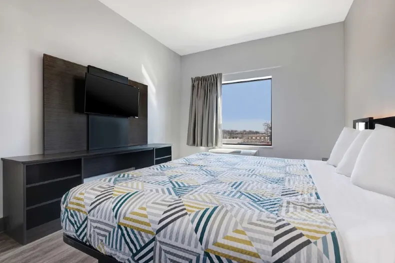 Motel 6 Dallas, TX - Methodist Charlton Medical Ctr.