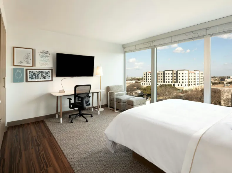 Element Austin at the Domain