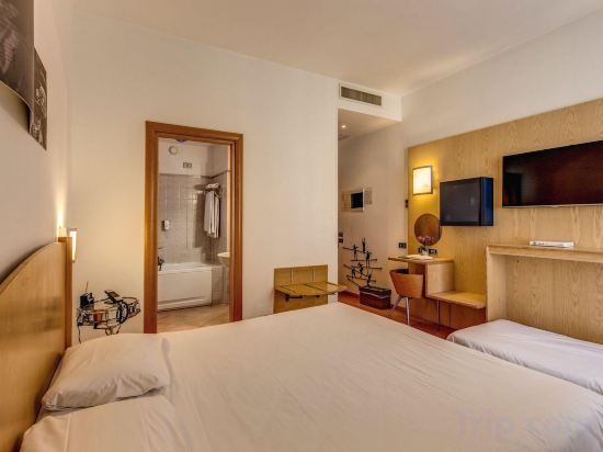 Hotel Franklin Feel The Sound Room Type - Triple Room