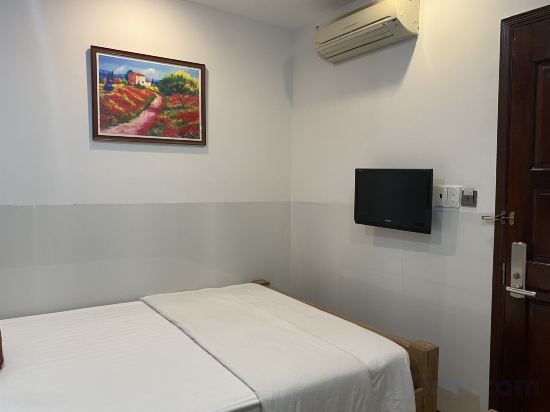 Mi Linh Hotel Room Type - Standard Double Room With No Window