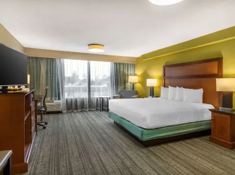 Best Western Plus Houston Energy Corridor