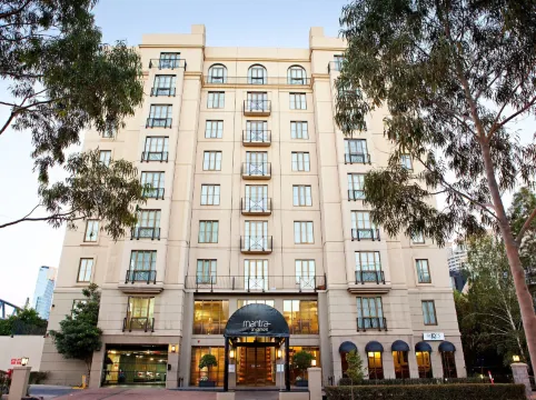 墨爾本曼特拉喬利蒙特酒店