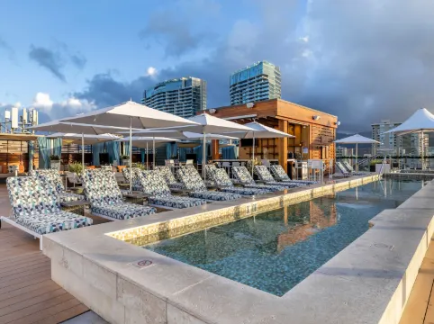 Hilton Grand Vacations Club Hokulani Waikiki Honolulu