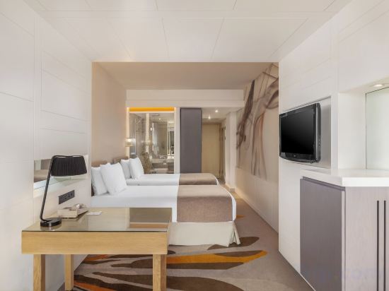 Holiday Inn CAIRO MAADI Room Type - 1 King Standard City View Smoking