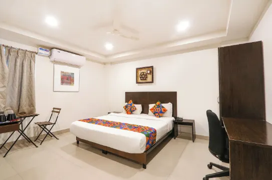 Hotel Blue Dawn Gachibowli, Near DLF Cyber City