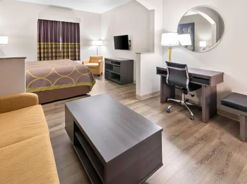 Super 8 by Wyndham Fort Worth Stockyards