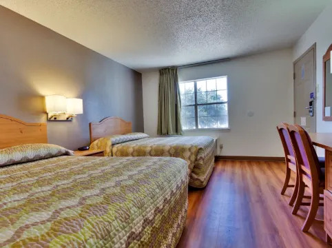 Studio 6 Dallas, TX - Garland - Northeast