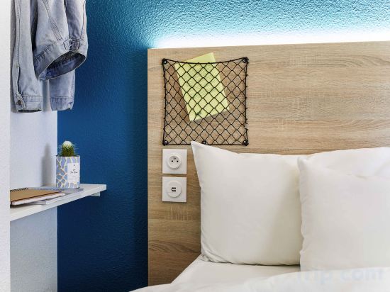 hotelF1 Paris Porte de Châtillon Room Type - Cabrio Room with Private Bathroom