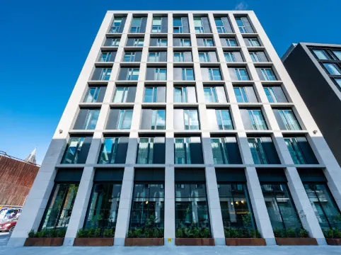 都柏林城市碼頭公寓酒店