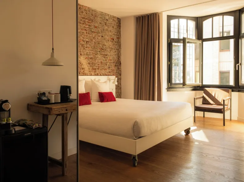 9Hotel Central