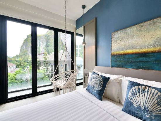 H Hotel El Nido - Vegan Friendly Hotel - Tap to explore photos