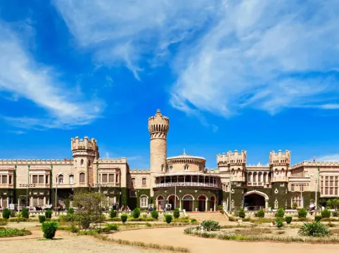 Davanam Sarovar Portico Suites Bengaluru