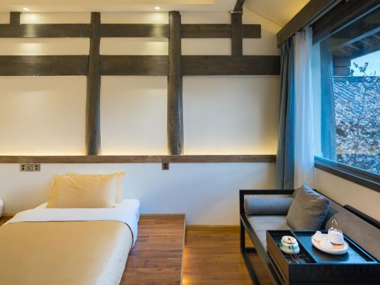 Others 4, Wuer Inn, Lijiang