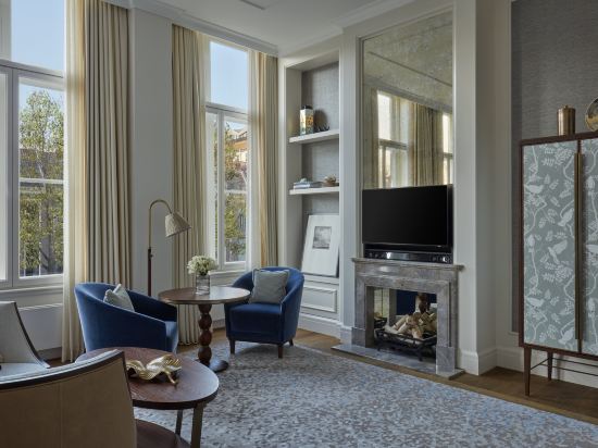 Waldorf Astoria Amsterdam by Hilton - Tap to explore photos